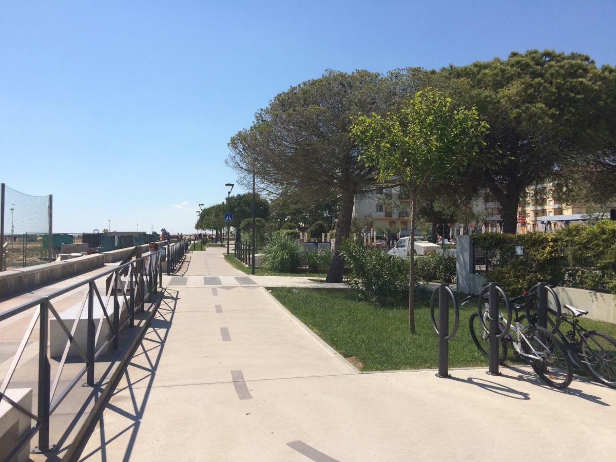 Villa Livenza Bibione Exterior foto